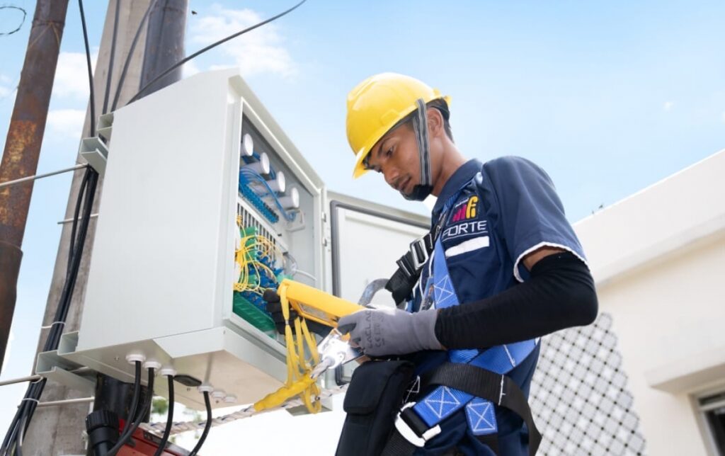 Pemasangan cepat Indosat HiFi Semarang dengan teknisi profesional
